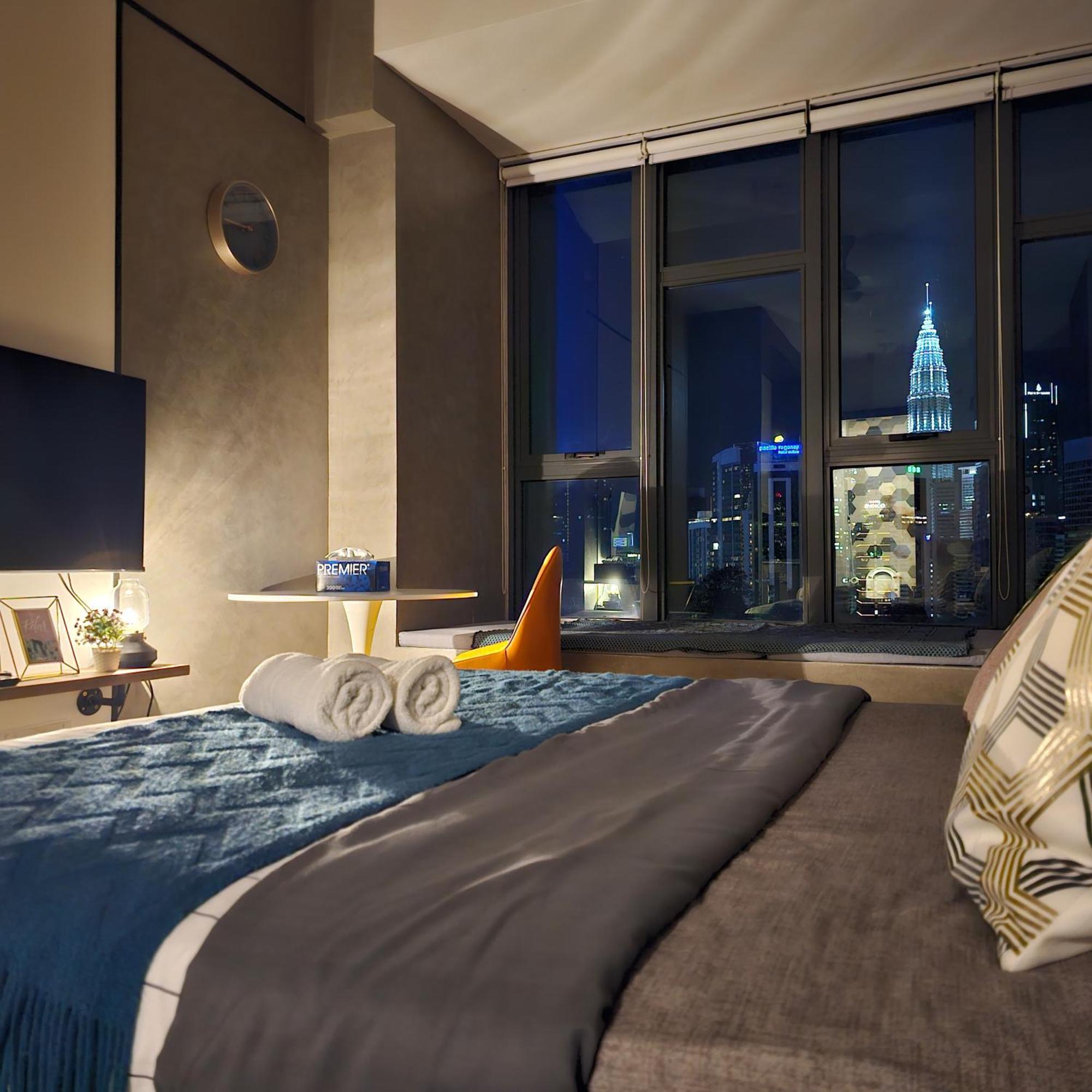 Pangsapuri Luxurious Ceylonz Dualkey 5pax Near Bukit Bintang